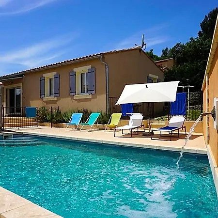 Dodo Au Luberon Otel 4*